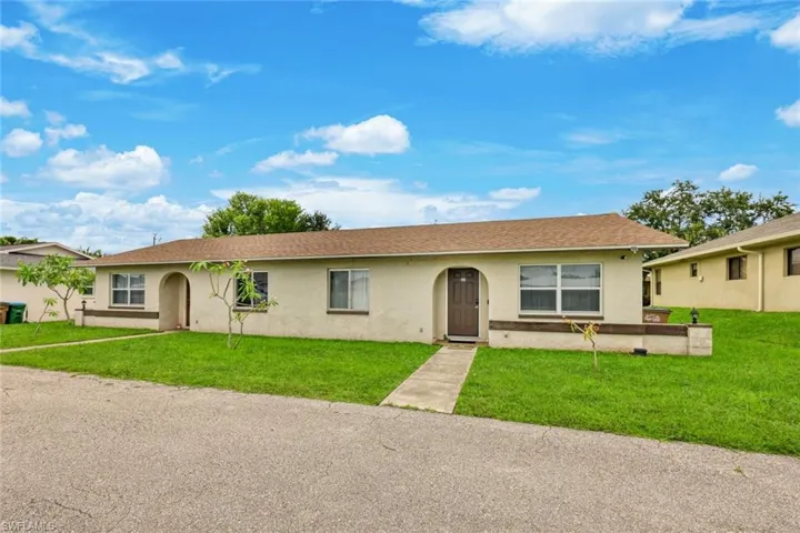 523/525 Se Van Loon Ter, Cape Coral, Florida 33990