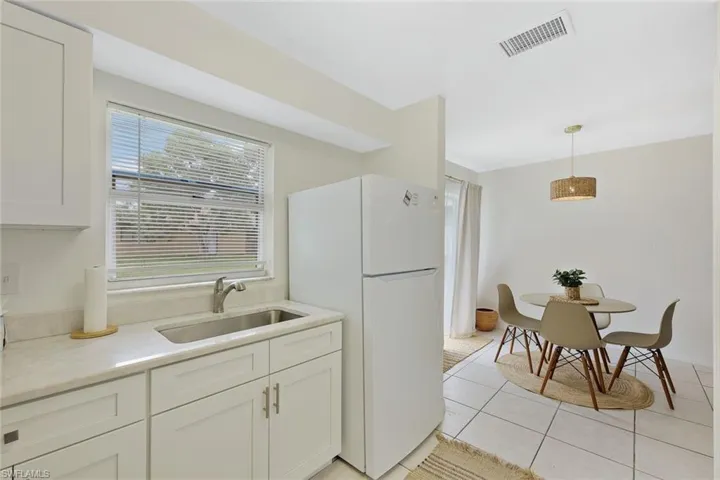 523/525 Se Van Loon Ter, Cape Coral, Florida 33990