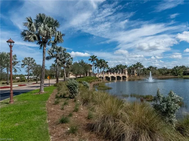 9566  Trevi  CT, Naples, FL 34113