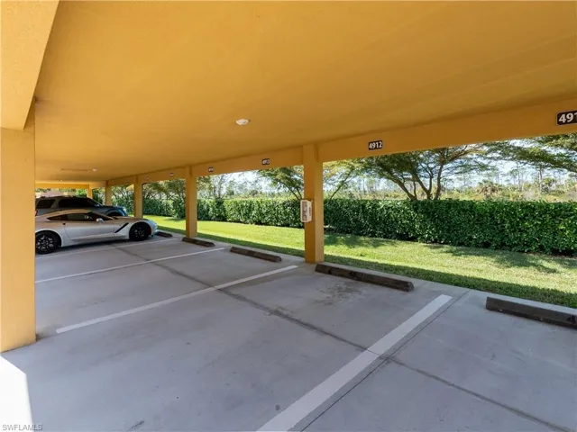 9566  Trevi  CT, Naples, FL 34113