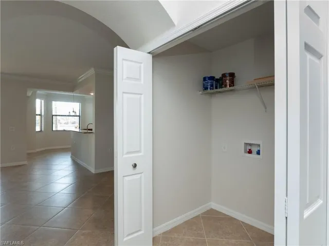9566  Trevi  CT, Naples, FL 34113