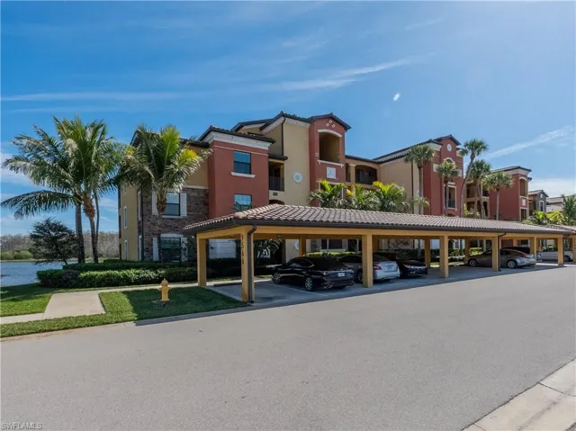 9566  Trevi  CT, Naples, FL 34113