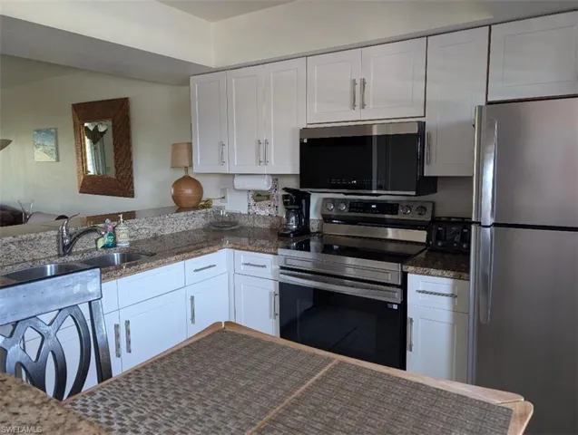 719 Sw 47th Ter 202, Cape Coral, Florida 33914