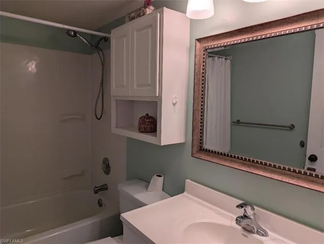 719 Sw 47th Ter 202, Cape Coral, Florida 33914