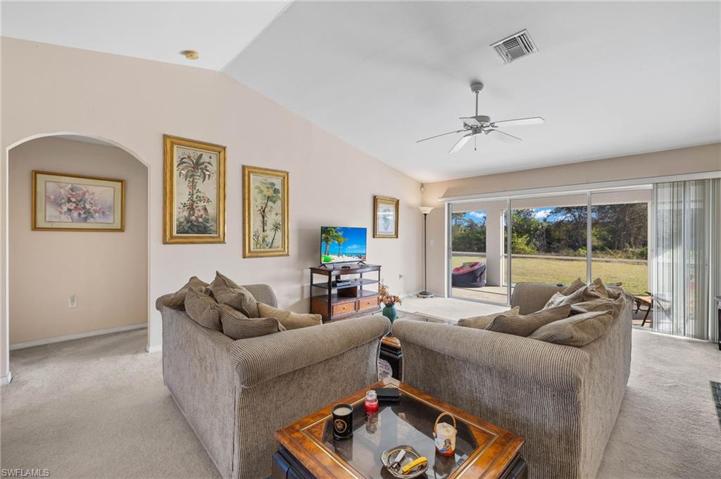 5902 Olive AVE N, LEHIGH ACRES FL 33971