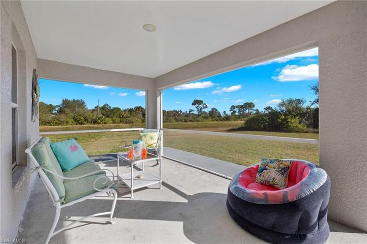 5902 Olive AVE N, LEHIGH ACRES FL 33971
