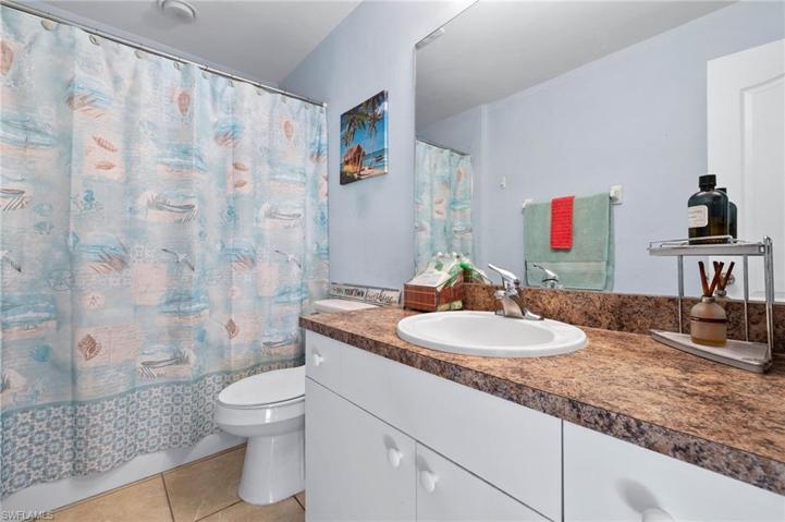 5902 Olive AVE N, LEHIGH ACRES FL 33971