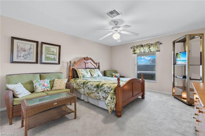 5902 Olive AVE N, LEHIGH ACRES FL 33971