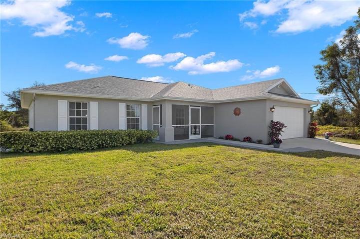 5902  Olive N AVE, LEHIGH ACRES, FL 33971