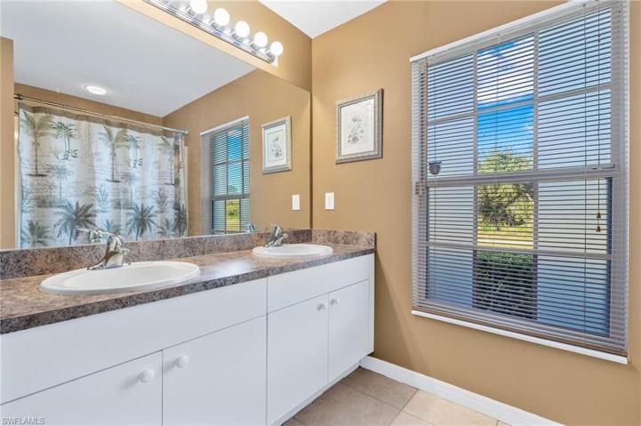 5902 Olive AVE N, LEHIGH ACRES FL 33971