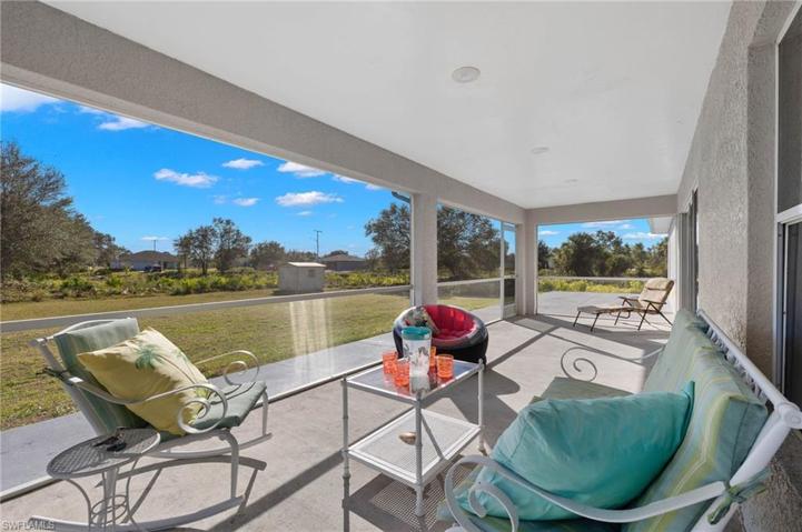 5902 Olive AVE N, LEHIGH ACRES FL 33971
