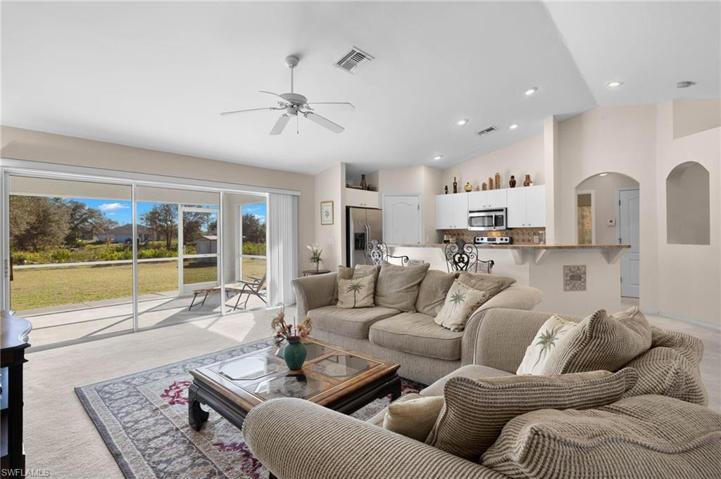 5902 Olive AVE N, LEHIGH ACRES FL 33971