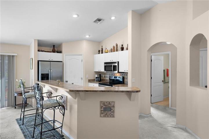 5902 Olive AVE N, LEHIGH ACRES FL 33971