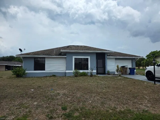 202 Eaglesmere Dr, Lehigh Acres, Florida 33936