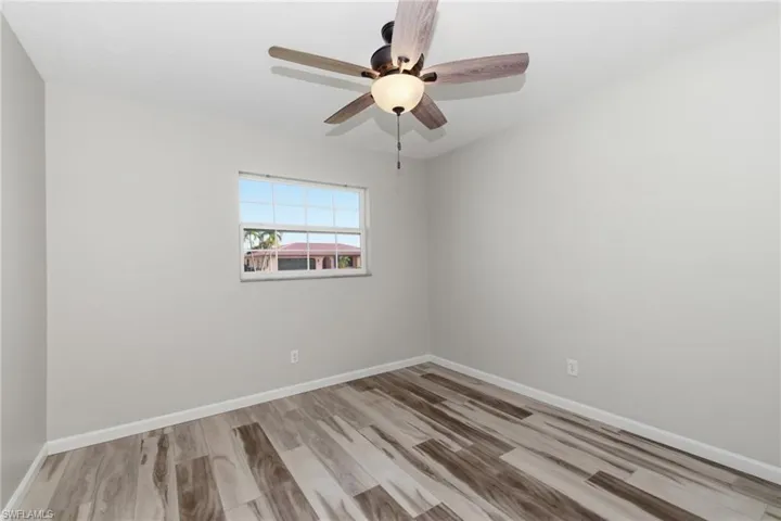 1926 SE 8th  ST, Cape Coral, FL 33990
