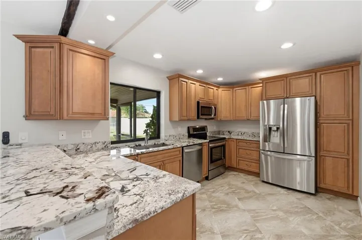 1926 SE 8th  ST, Cape Coral, FL 33990