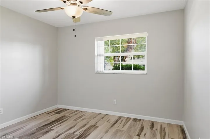 1926 SE 8th  ST, Cape Coral, FL 33990