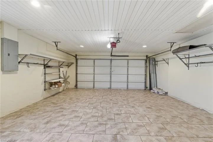 1926 SE 8th  ST, Cape Coral, FL 33990