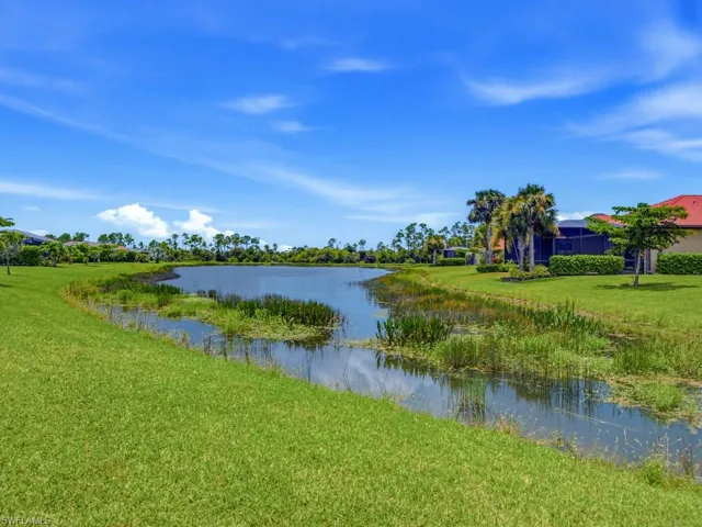 1577 Vizcaya Ln, Naples, Florida 34113