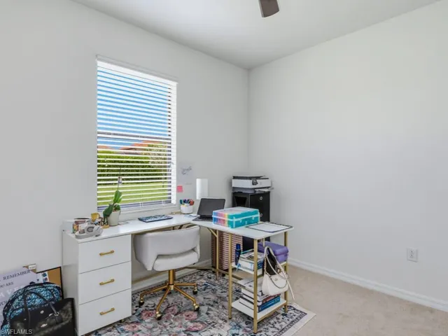 1577 Vizcaya Ln, Naples, Florida 34113
