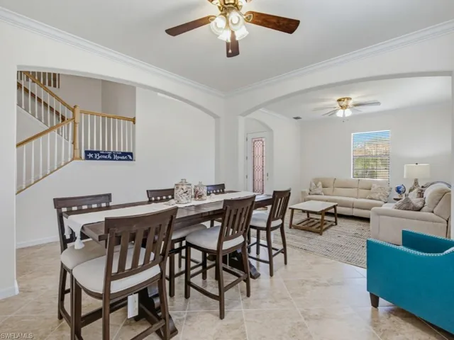 1577 Vizcaya Ln, Naples, Florida 34113