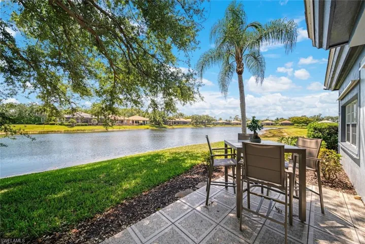 8047  Glen Abbey  CIR, Fort Myers, FL 33912