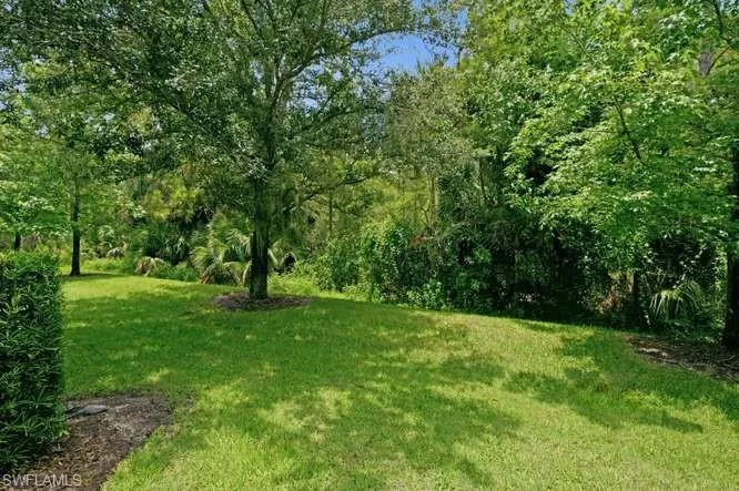 9076 Gervais Cir 405, Naples, Florida 34120