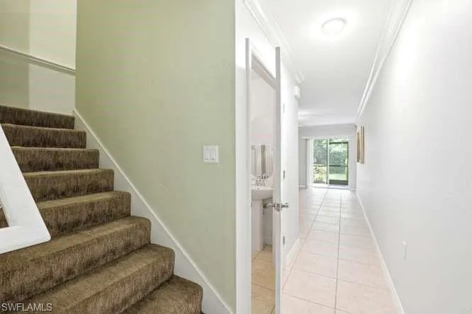 9076 Gervais Cir 405, Naples, Florida 34120