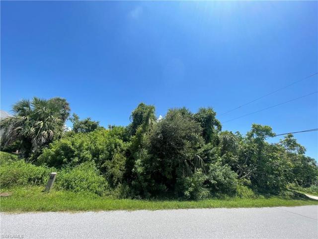 301  Skylark NW LN, PORT CHARLOTTE, FL 33952