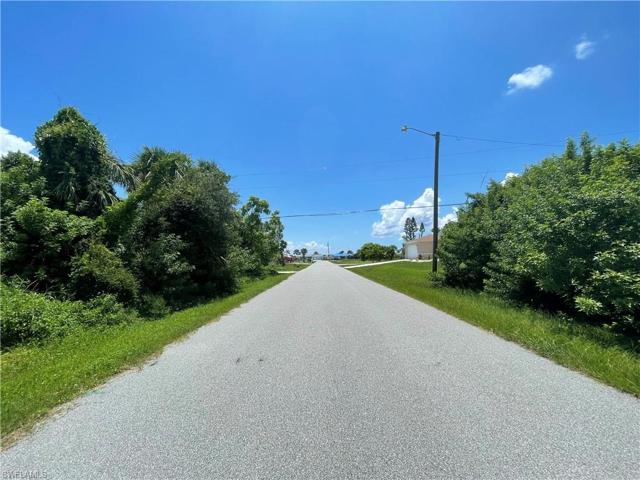 301  Skylark NW LN, PORT CHARLOTTE, FL 33952