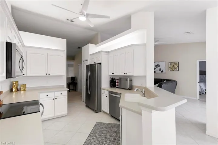 5645  Whisperwood  BLVD, Naples, FL 34110
