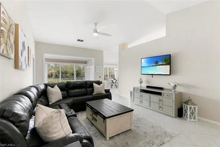 5645  Whisperwood  BLVD, Naples, FL 34110