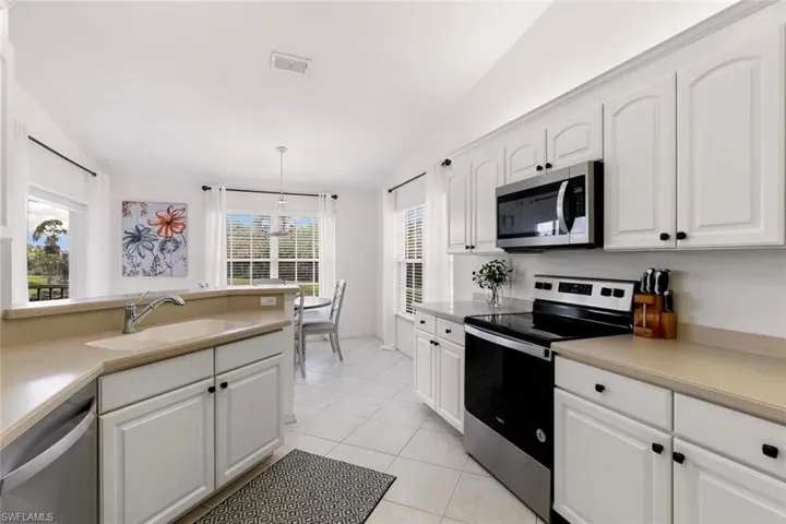5645  Whisperwood  BLVD, Naples, FL 34110
