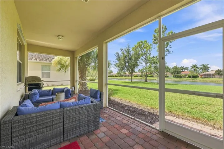 14658 Fern Lake Ct, Naples, Florida 34114
