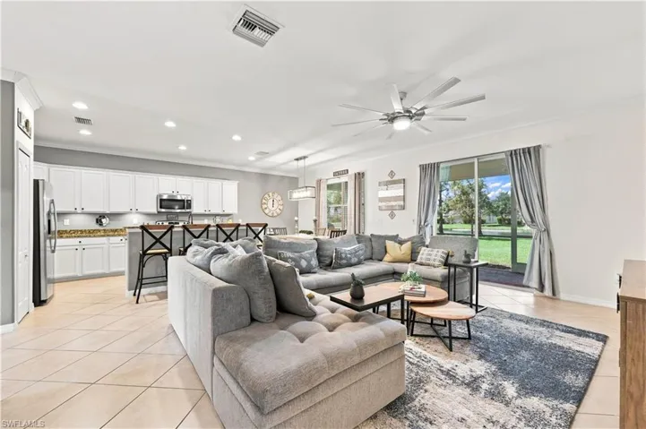14658 Fern Lake Ct, Naples, Florida 34114