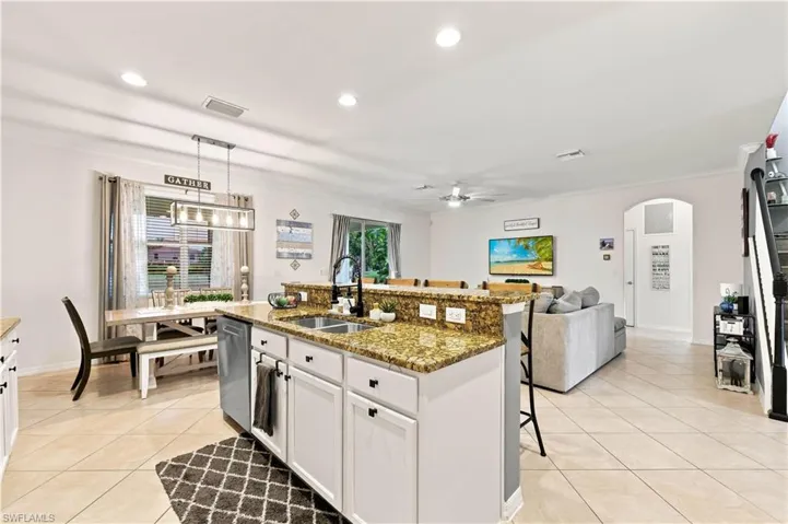 14658 Fern Lake Ct, Naples, Florida 34114