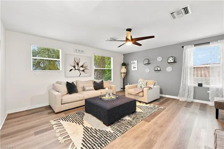 14658 Fern Lake Ct, Naples, Florida 34114