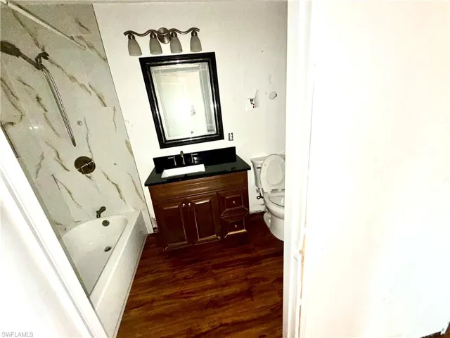 2632 Weeks Ave, Naples, Florida 34112