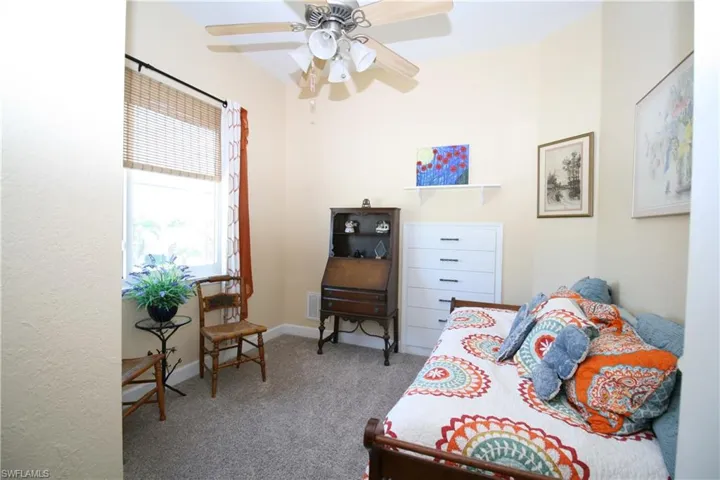 3702 Se 6th Ave, Cape Coral, Florida 33904