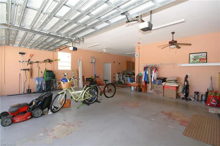 3702 Se 6th Ave, Cape Coral, Florida 33904