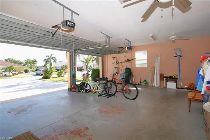 3702 Se 6th Ave, Cape Coral, Florida 33904