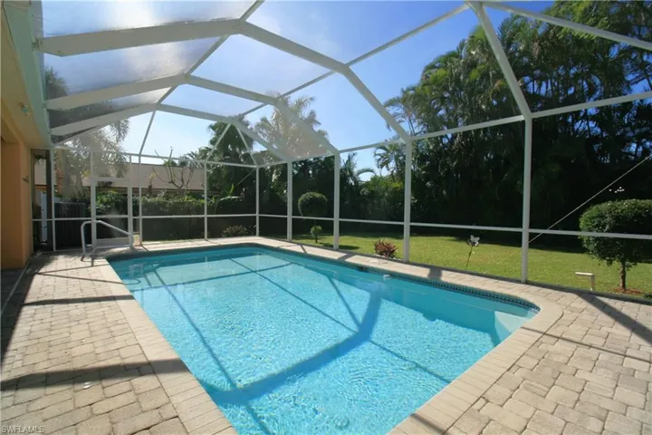 3702 Se 6th Ave, Cape Coral, Florida 33904