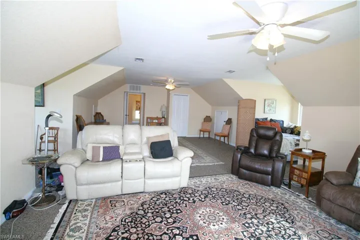3702 Se 6th Ave, Cape Coral, Florida 33904