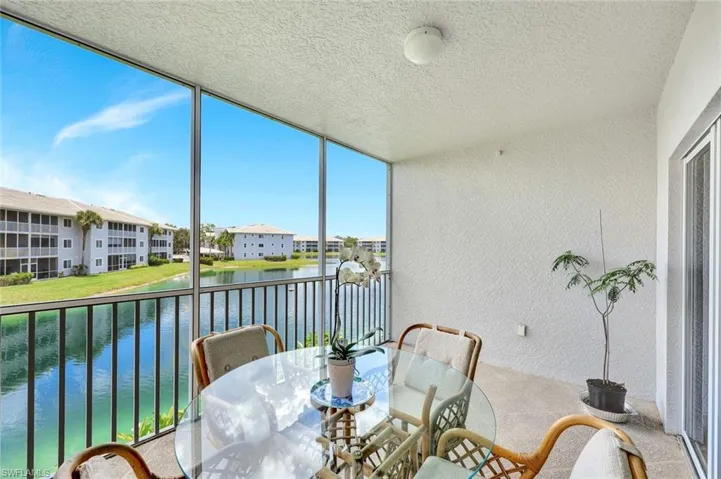 7842  Regal Heron  CIR, Naples, FL 34104