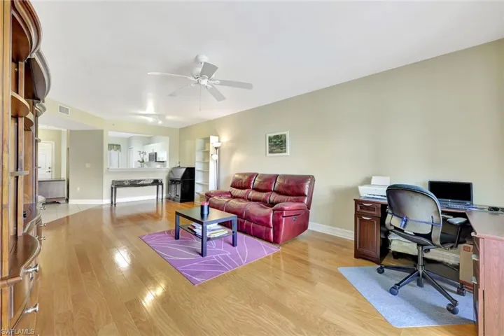 7842  Regal Heron  CIR, Naples, FL 34104