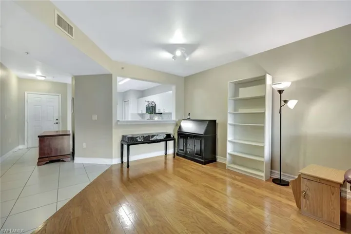 7842  Regal Heron  CIR, Naples, FL 34104