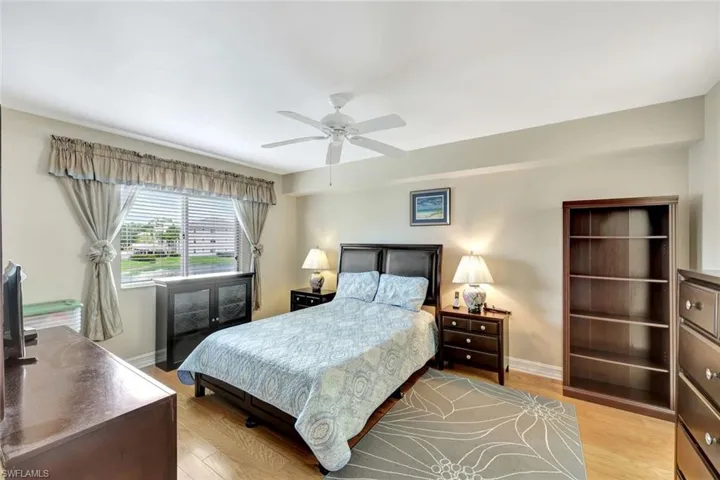 7842  Regal Heron  CIR, Naples, FL 34104