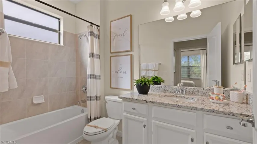 18785  Marlin Kite  LN, North Fort Myers, FL 33917