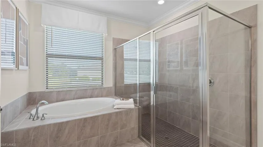 18785  Marlin Kite  LN, North Fort Myers, FL 33917