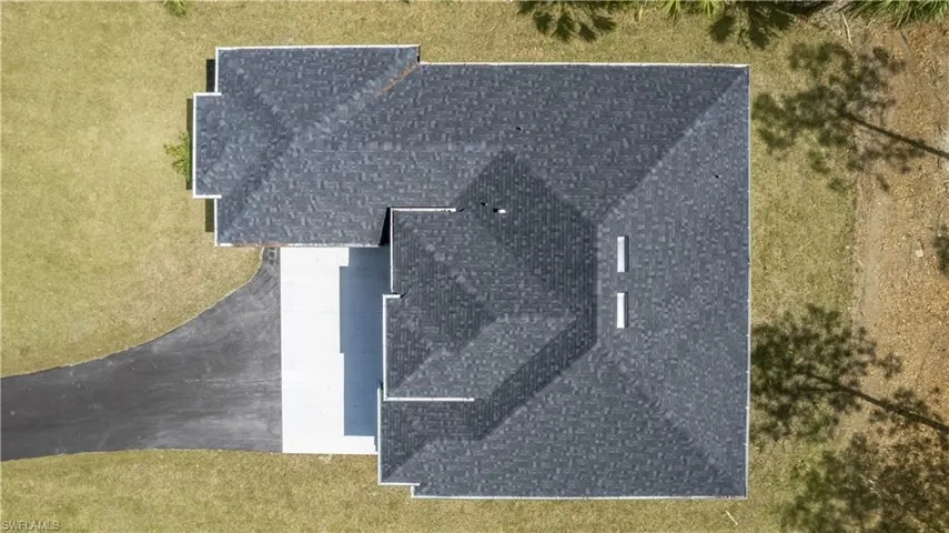 Aerial view of property and surrounding area